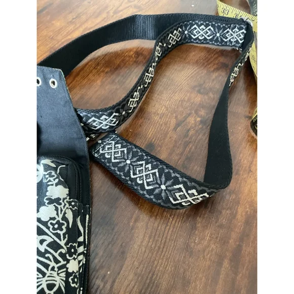 ZAND Amsterdam Crossbody Bag Handmade Canvas Butterfly Print Boho Festival Trave - Picture 6 of 14